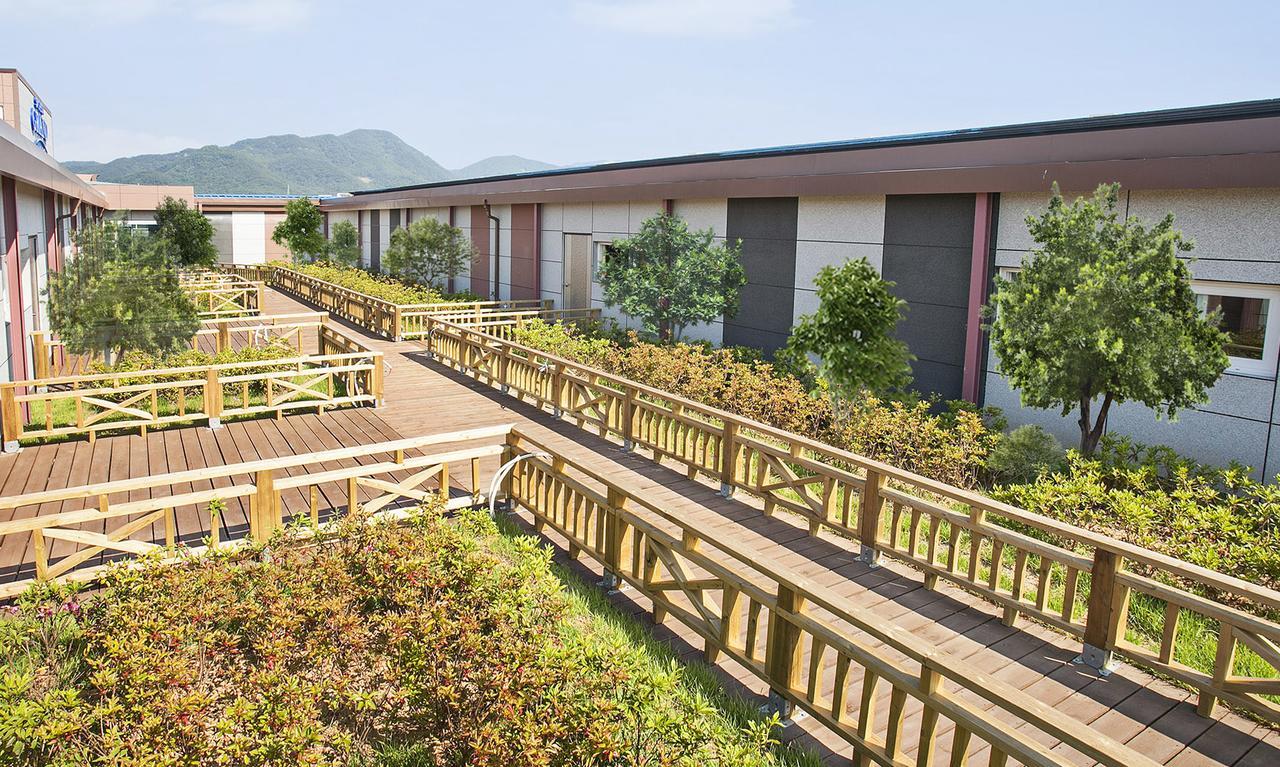 Sacheon Grand Tourist Hotel Exteriör bild